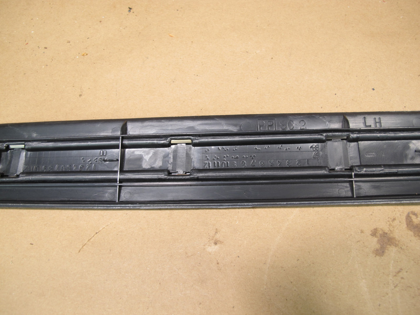 98-05 Lexus GS430 GS300 Front & Rear Door Scuff Sill Plate Trim Cover Set OEM