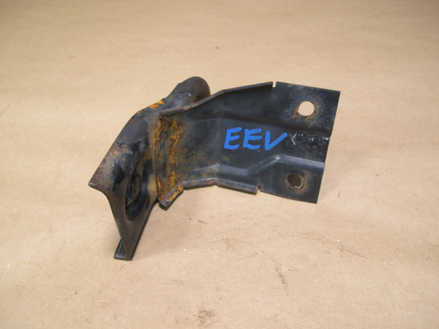 97-03 VW Eurovan T4 Front TOW Towing Hook EYE 7D0807370B OEM