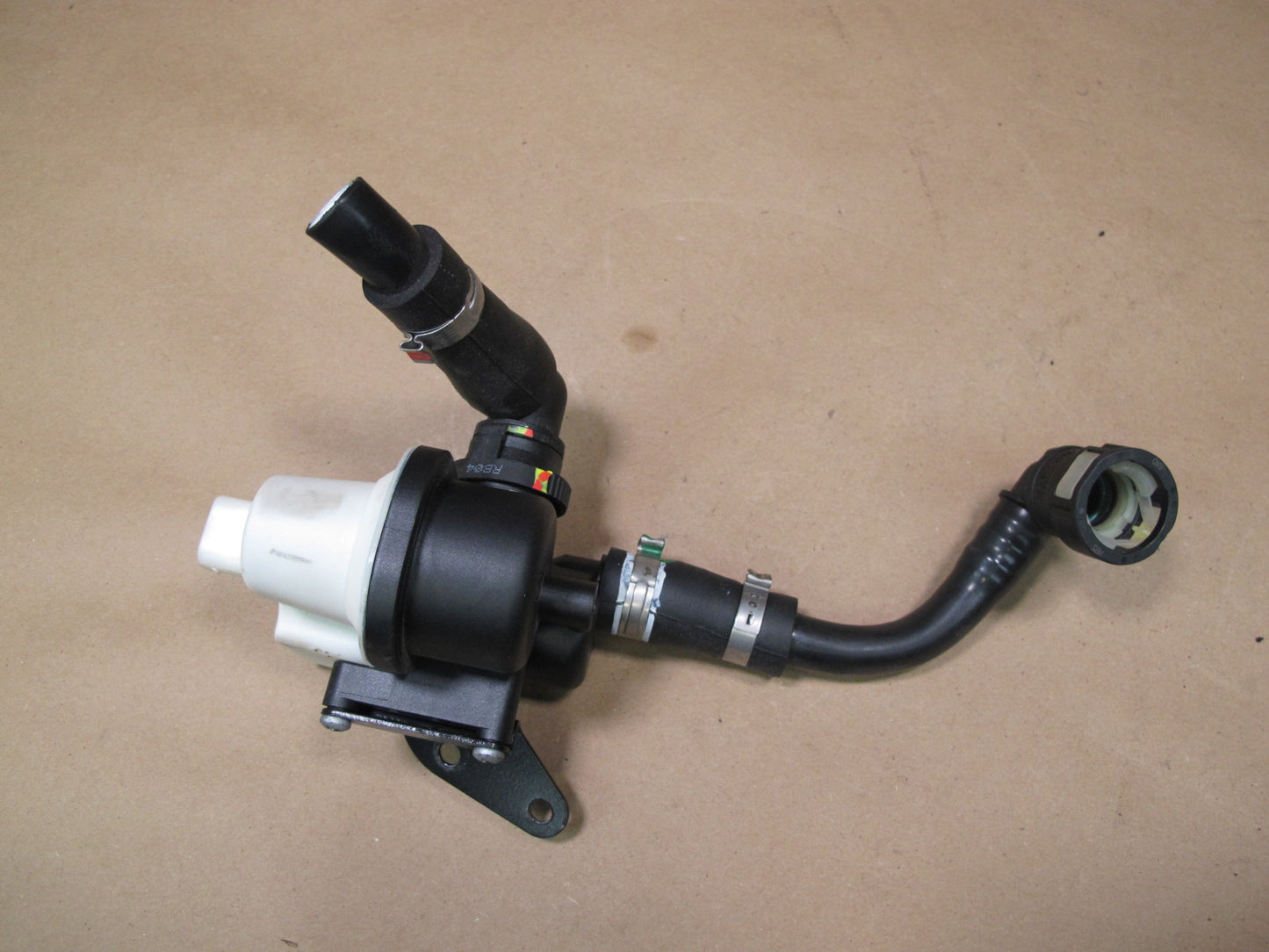 03-12 Maserati Quattroporte M139 Fuel Leak Detection Pump 0261222010 OEM