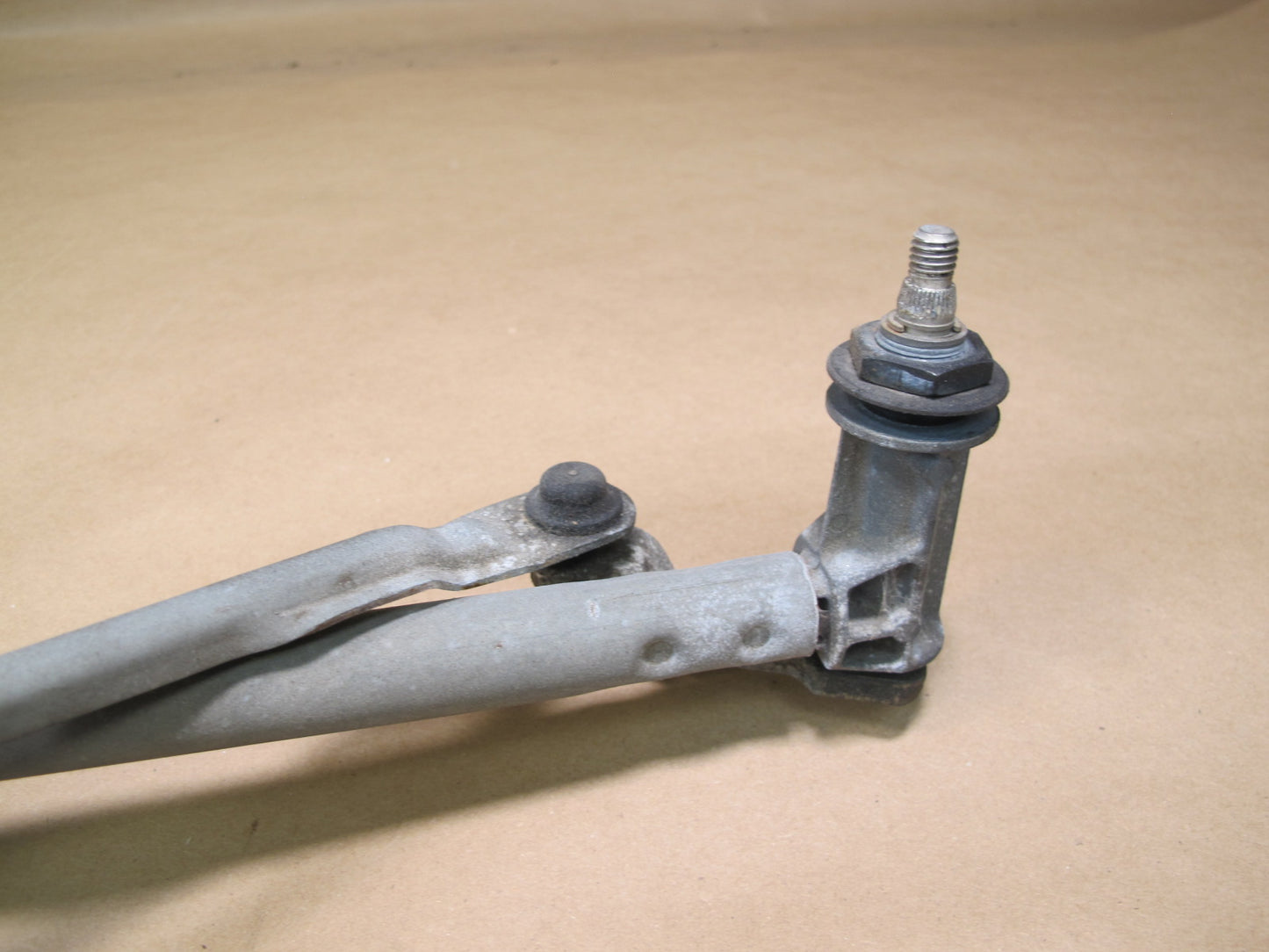 1999-2003 VW Eurovan T4 Windshield Wiper Transmission Linkage w Motor OEM