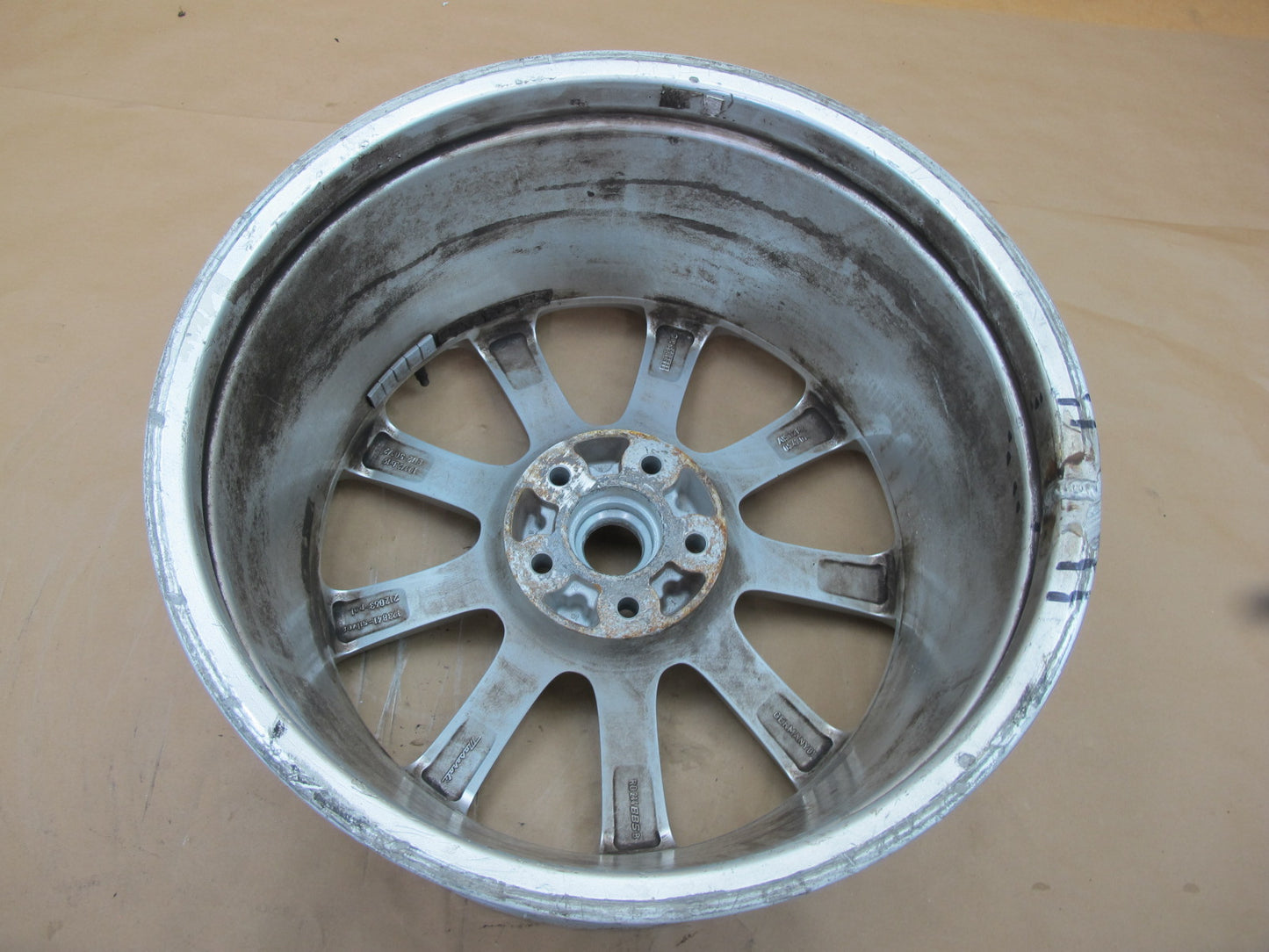 05-12 Maserati Quattroporte M139 Rear R19" 9 Spoke Wheel Rim 19X10.5J OEM