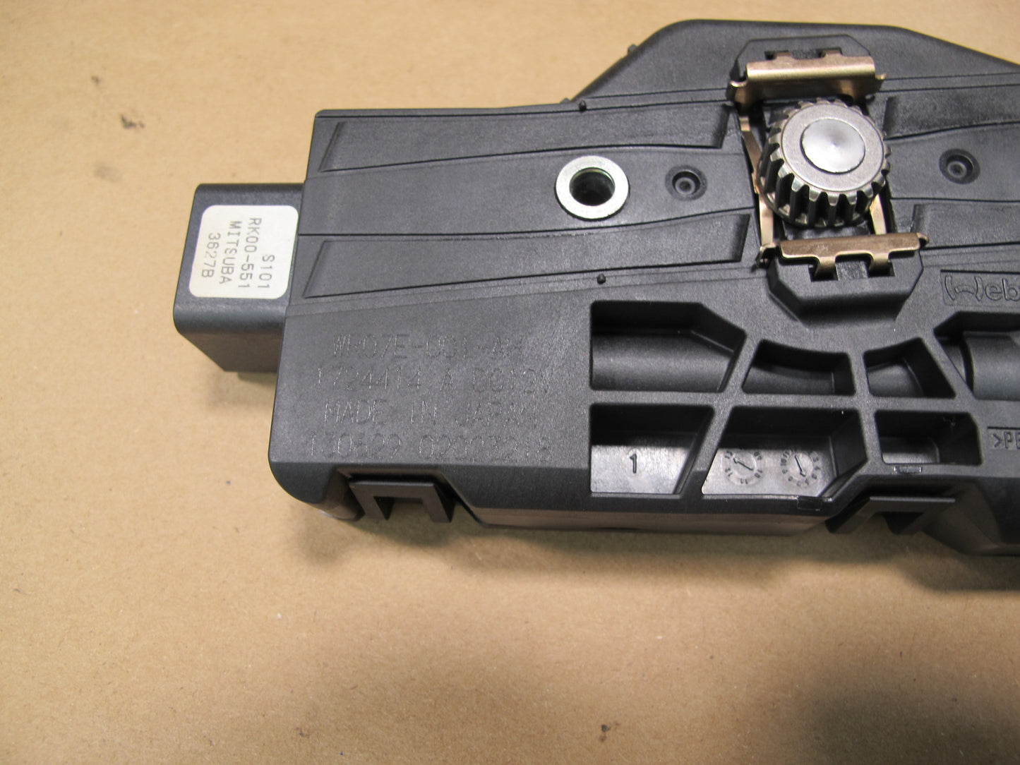 2011-2017 Infiniti QX56 QX80 Sunroof Motor Drive Unit