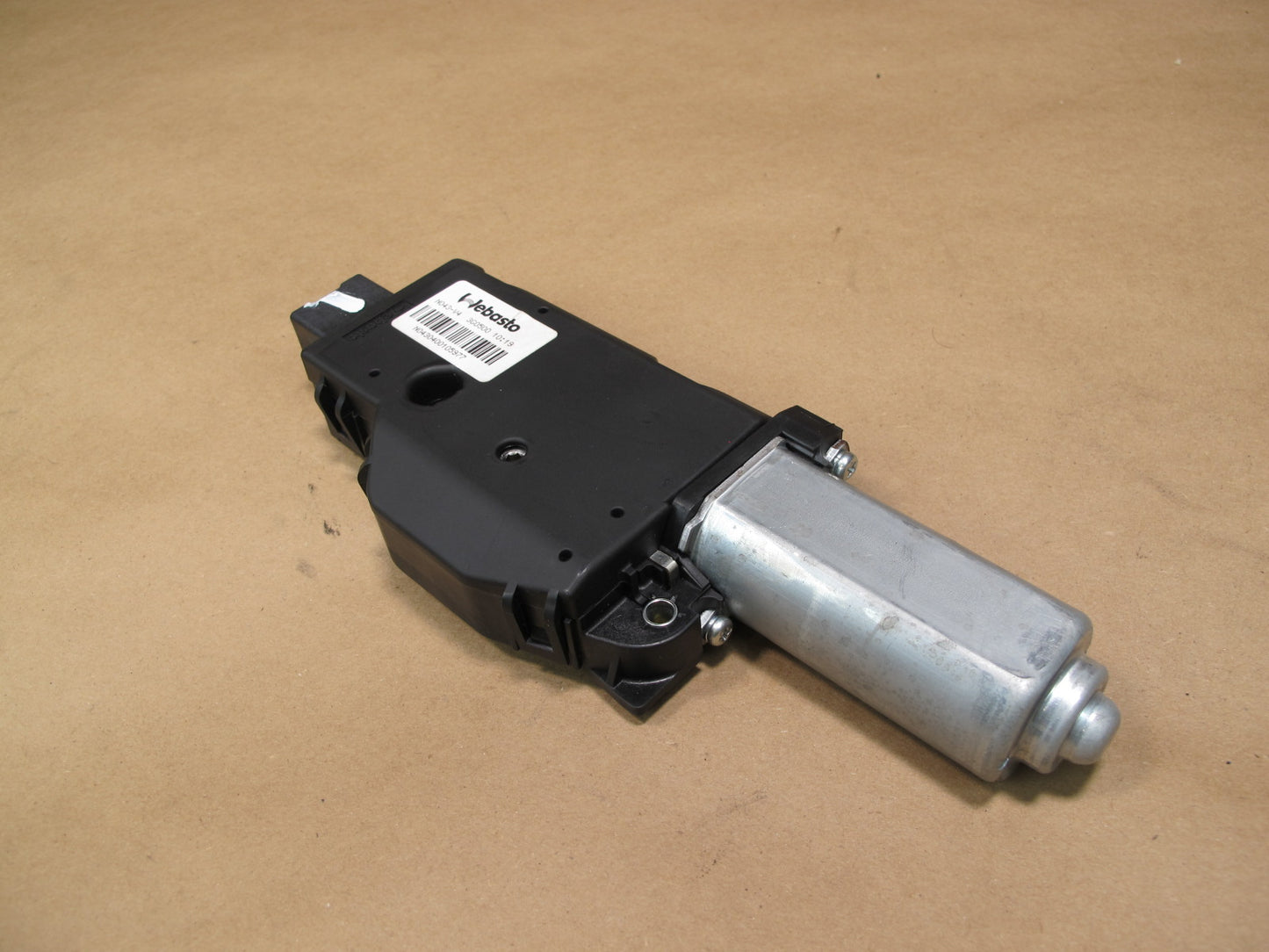 2011-2017 Infiniti QX56 QX80 Sunroof Motor Drive Unit