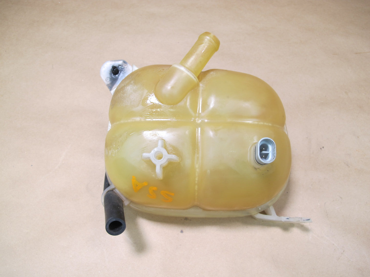 07-10 Saturn SKY Engine Coolant Expansion Overflow Reservoir Tank OEM