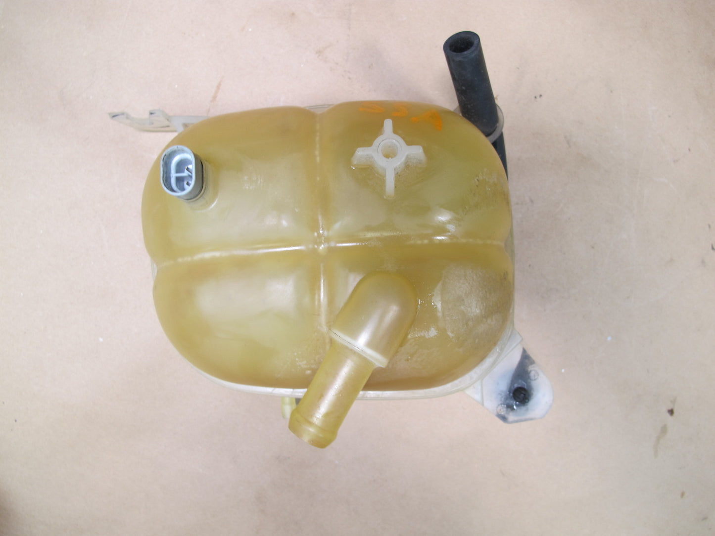 07-10 Saturn SKY Engine Coolant Expansion Overflow Reservoir Tank OEM