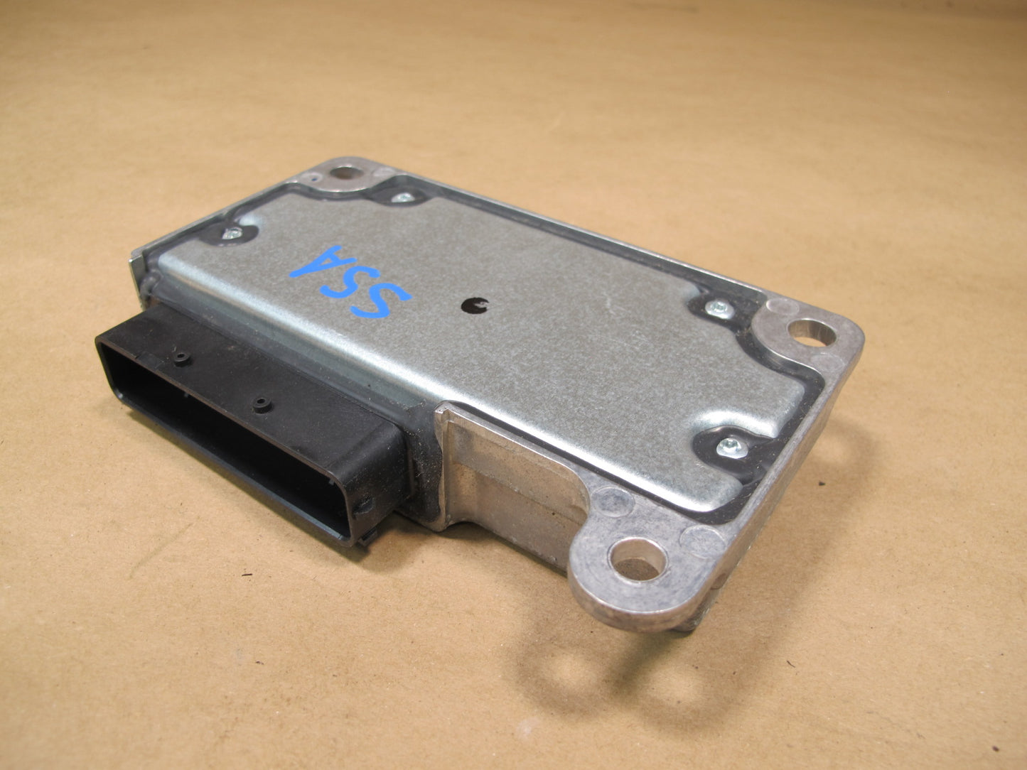 07-10 SATURN SKY SRS AIRBAG CONTROL MODULE UNIT 15887042 OEM