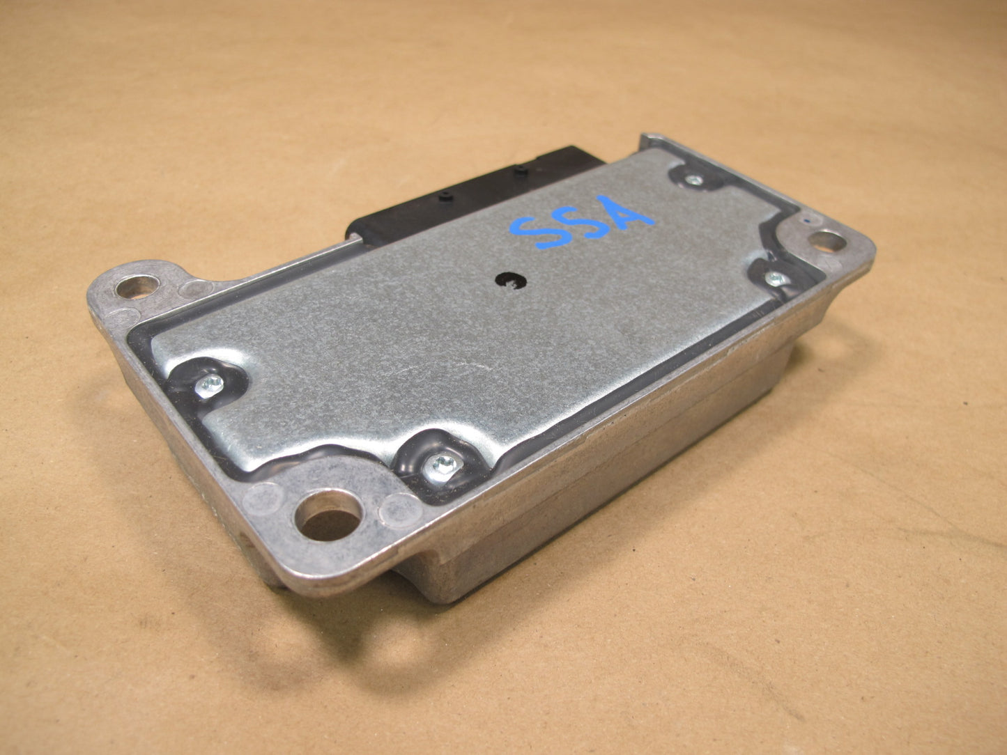 07-10 SATURN SKY SRS AIRBAG CONTROL MODULE UNIT 15887042 OEM