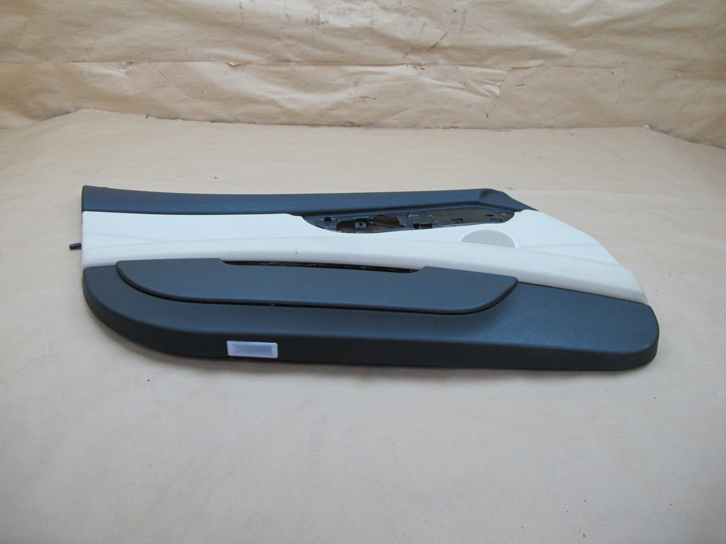 09-16 BMW E89 Z4 Set of 2 Left & Right Door Trim Cover Panel OEM