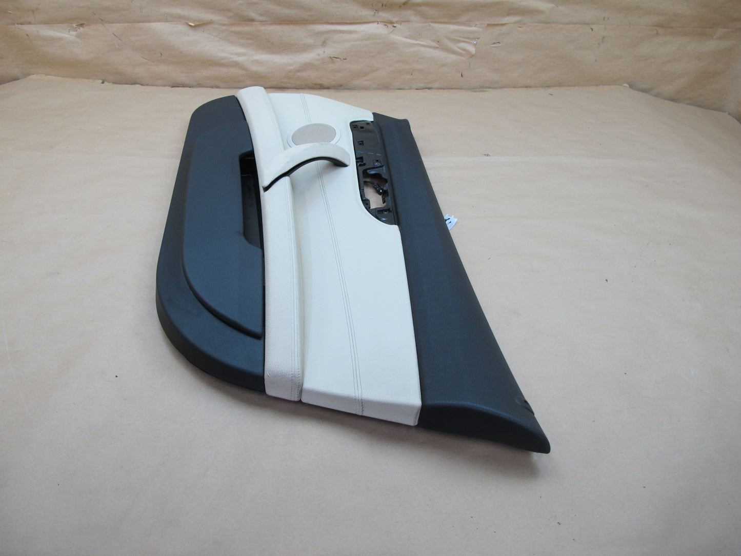 09-16 BMW E89 Z4 Set of 2 Left & Right Door Trim Cover Panel OEM