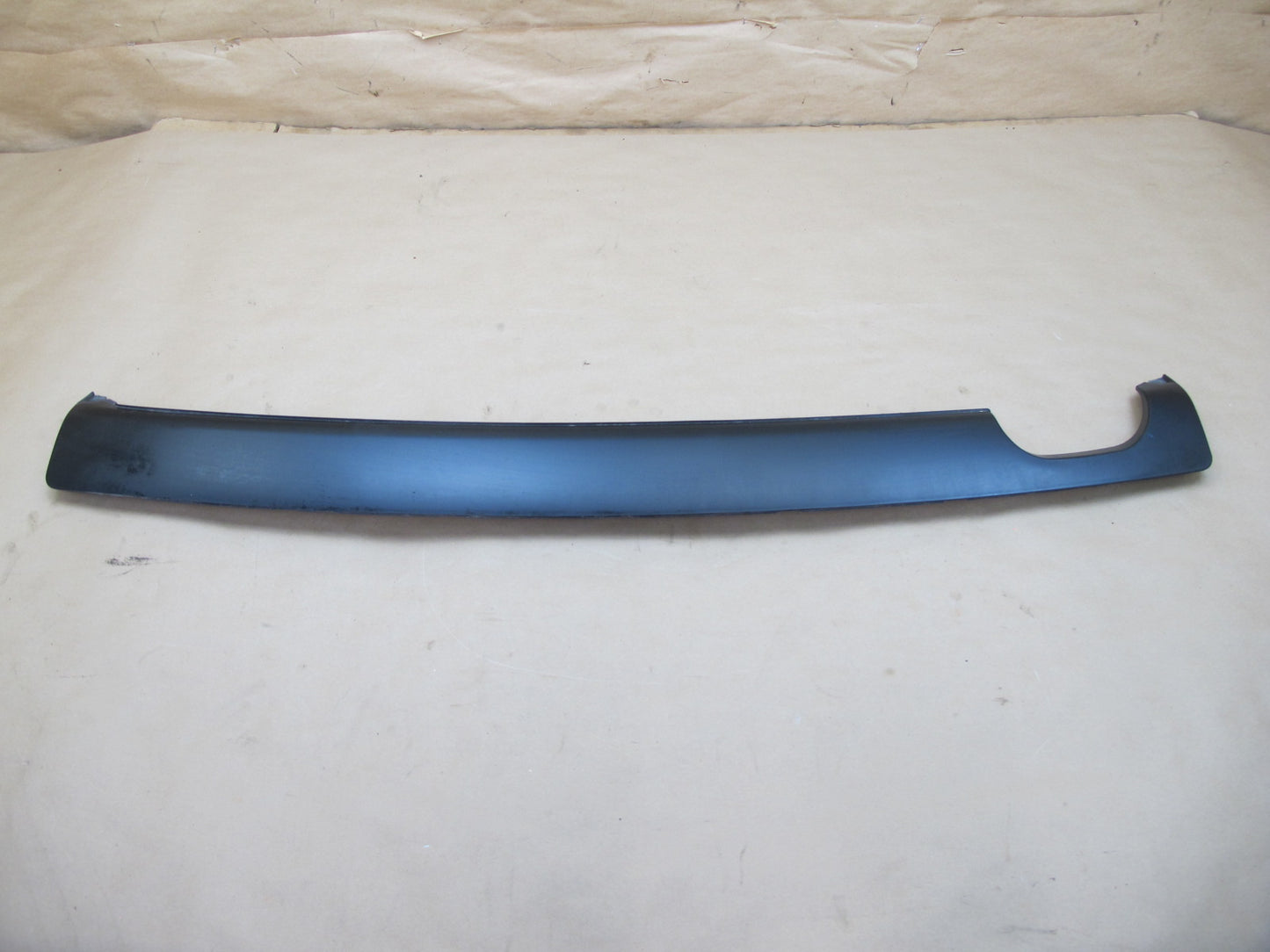 92-98 BMW E36 3-SERIES Rear Bumper Valance Diffuser Trim 1960727 OEM