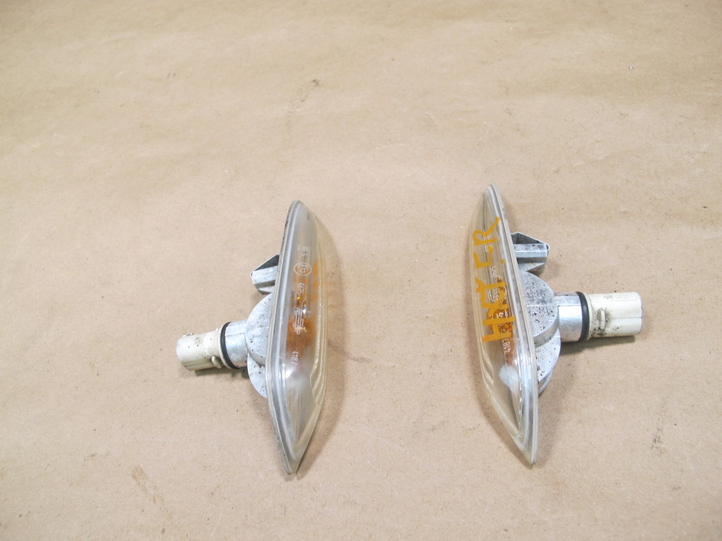 04-10 BMW E83 X3 Set of 2 Left & Right Front Fender Turn Signal Light OEM