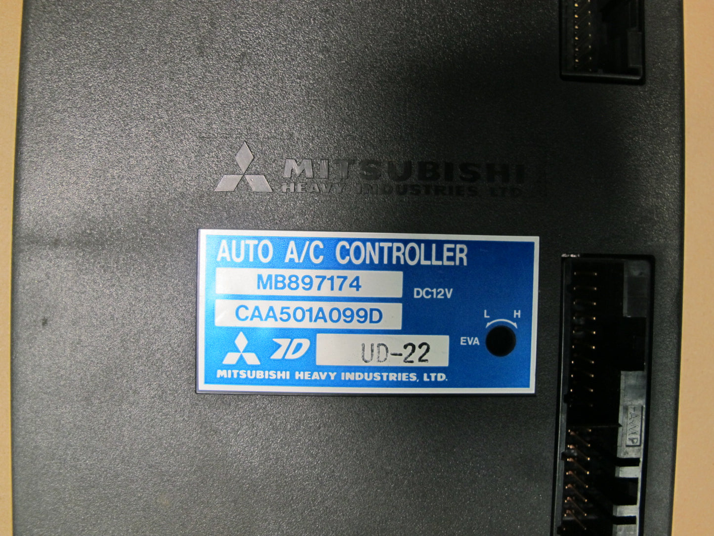 1991-1999 Mitsubishi 3000GT A/C Temperature Control Module Unit MB897174