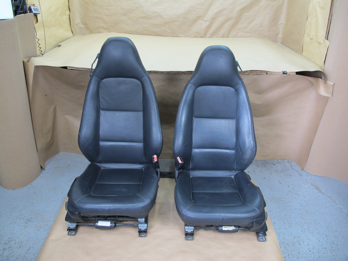 01-02 BMW E36/7 Z3 Set of 2 Left & Right Base Black Chameleon Leather Seat OEM