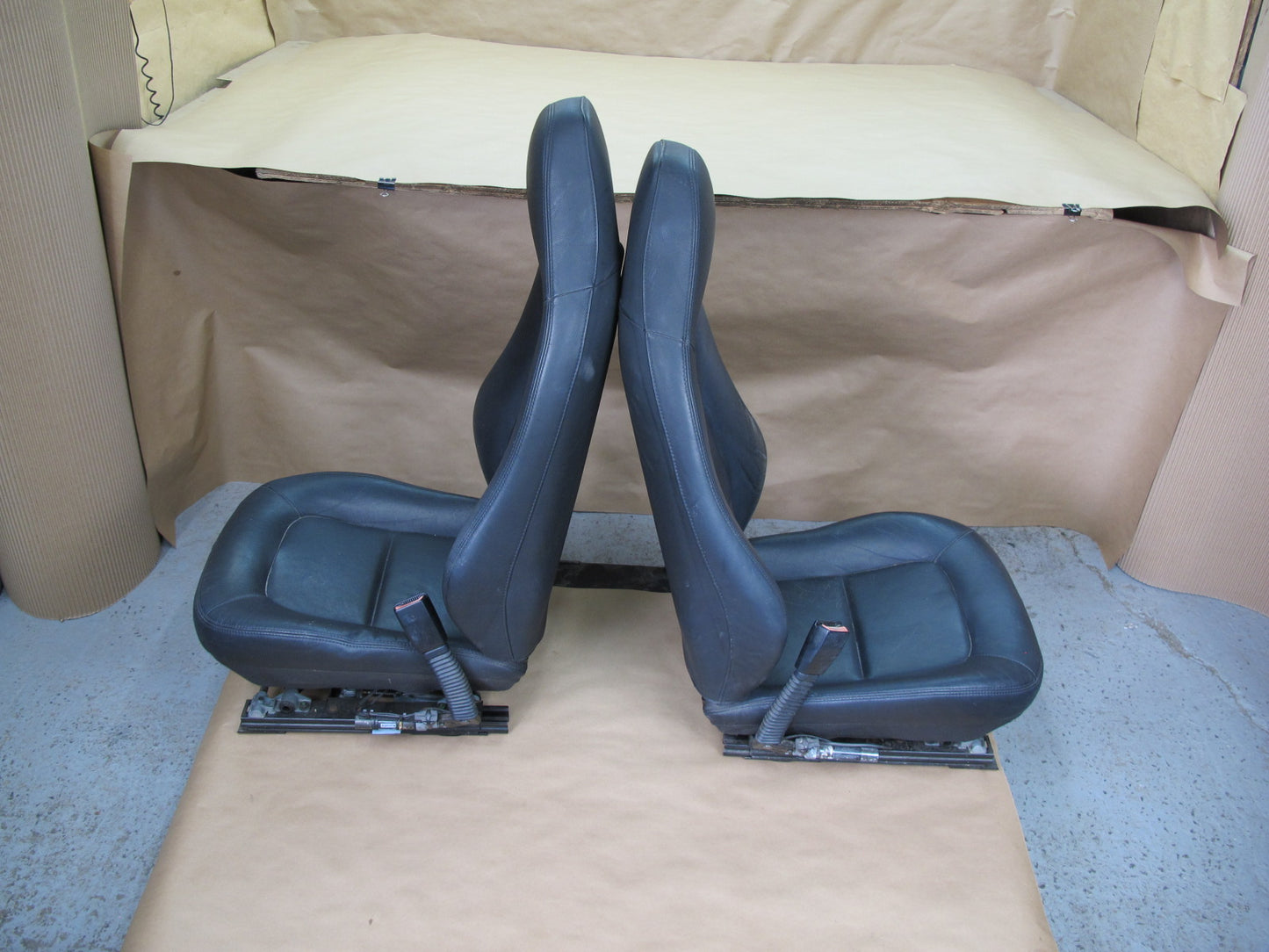 01-02 BMW E36/7 Z3 Set of 2 Left & Right Base Black Chameleon Leather Seat OEM