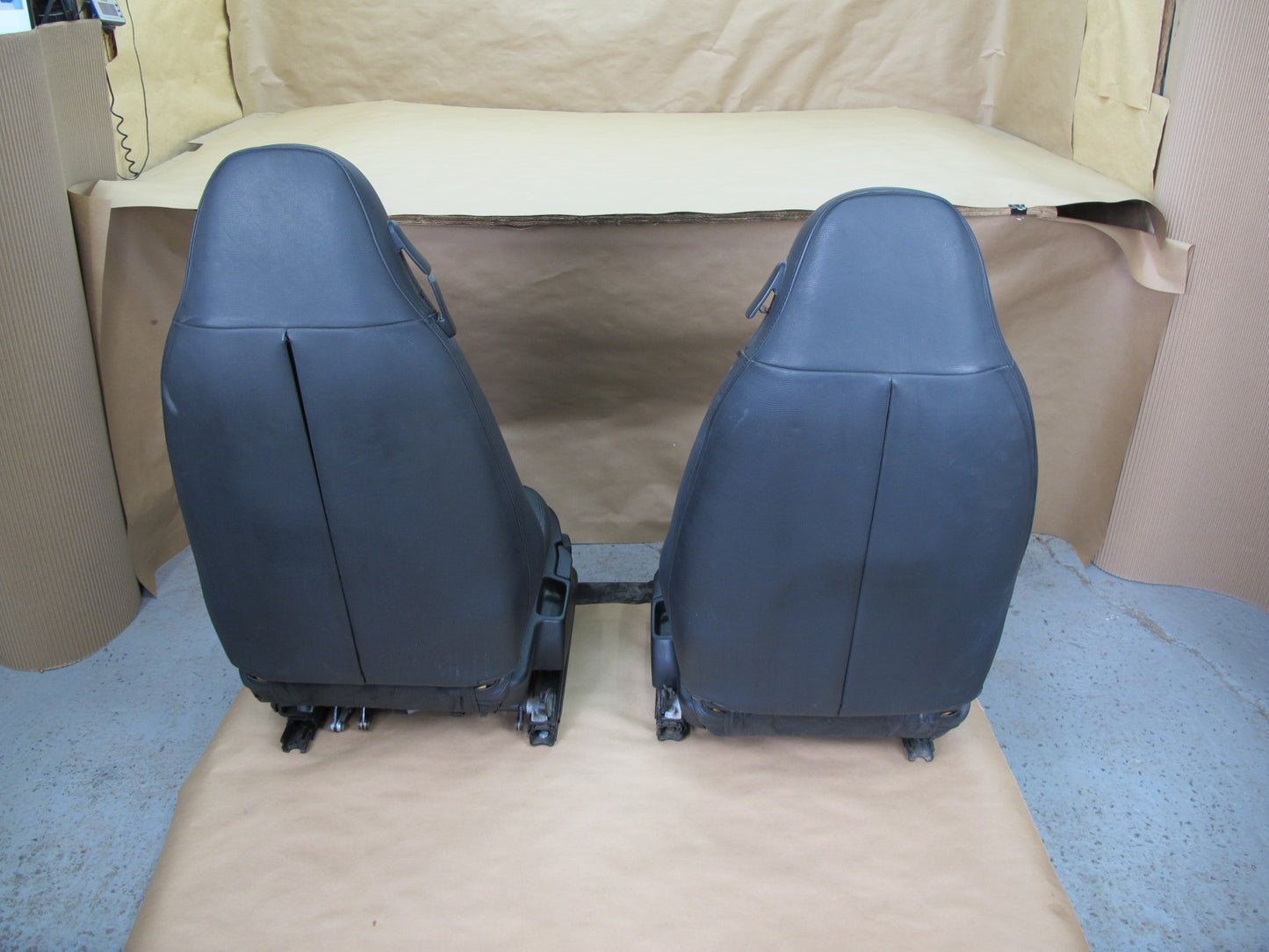 01-02 BMW E36/7 Z3 Set of 2 Left & Right Base Black Chameleon Leather Seat OEM