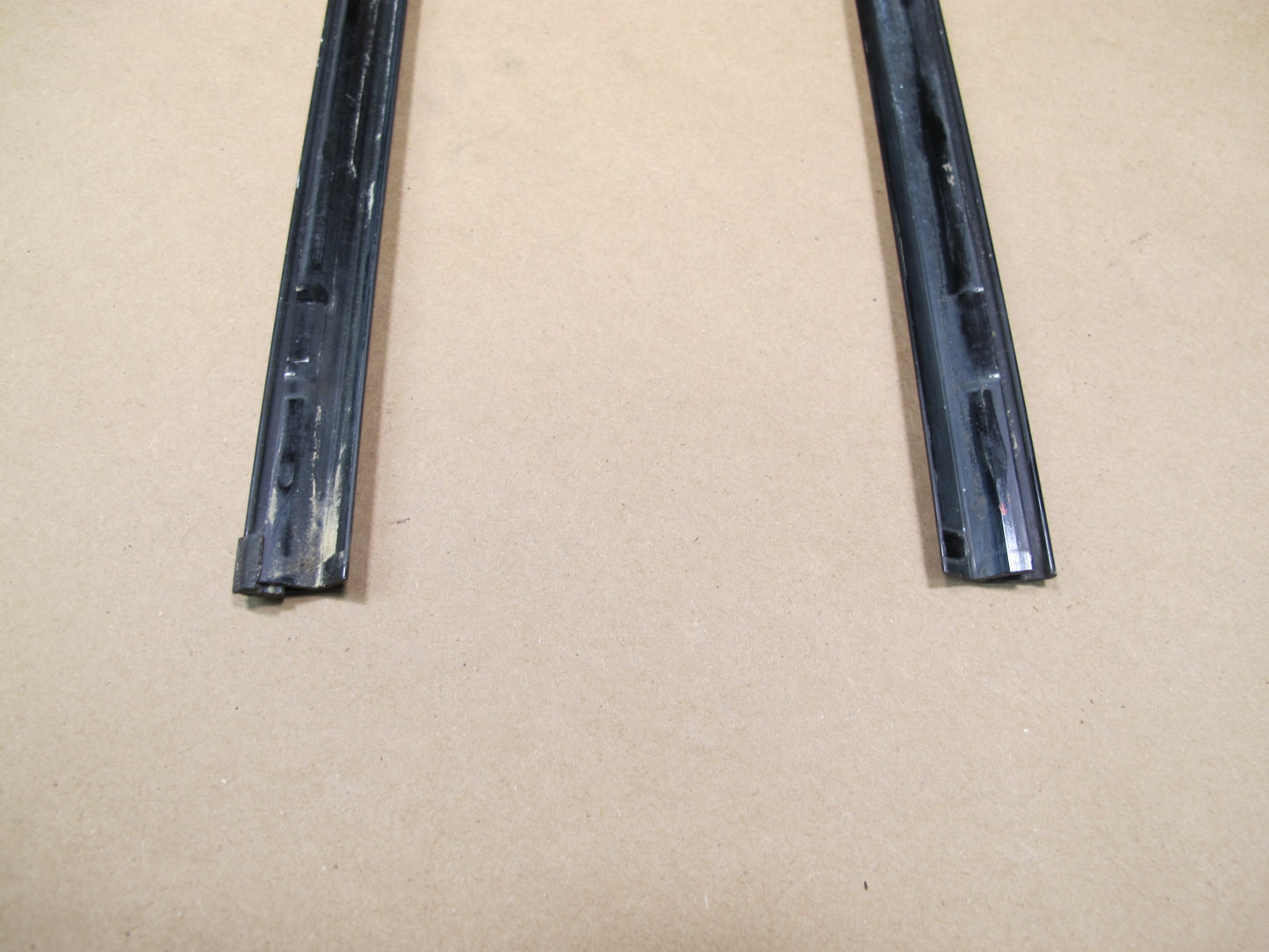 96-02 Mercedes R129 Sl-class Set of 2 Door Window Chrome Trim Molding OEM