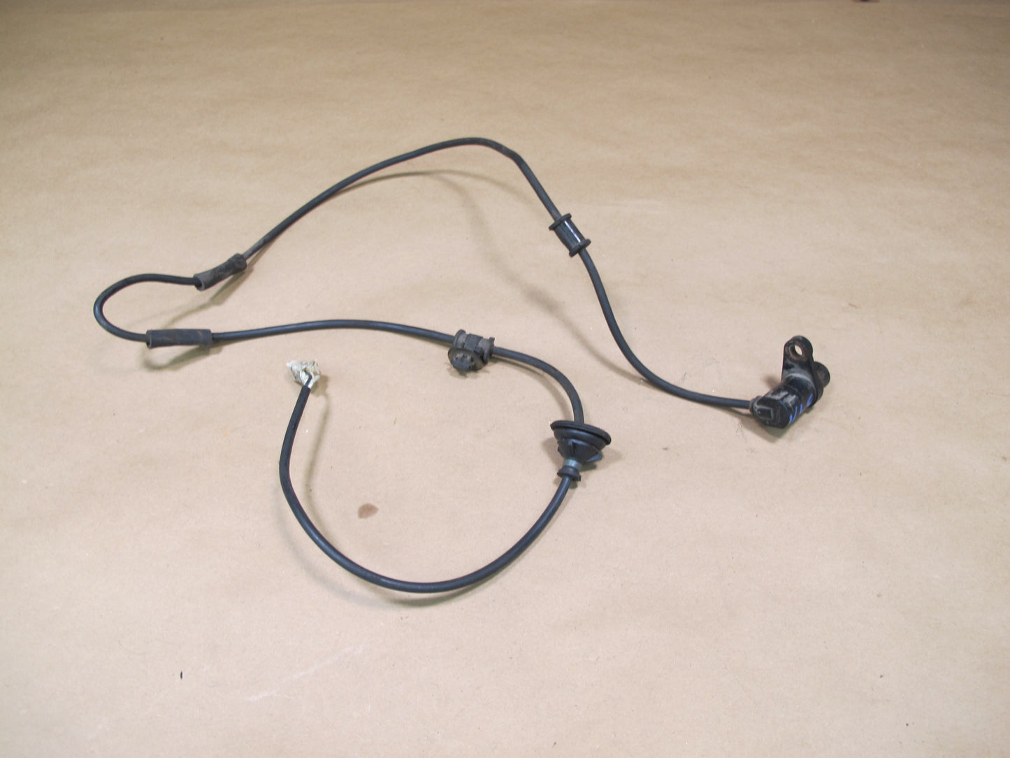 95-00 Lexus UCF20 LS400 Rear Left ABS Speed Sensor OEM