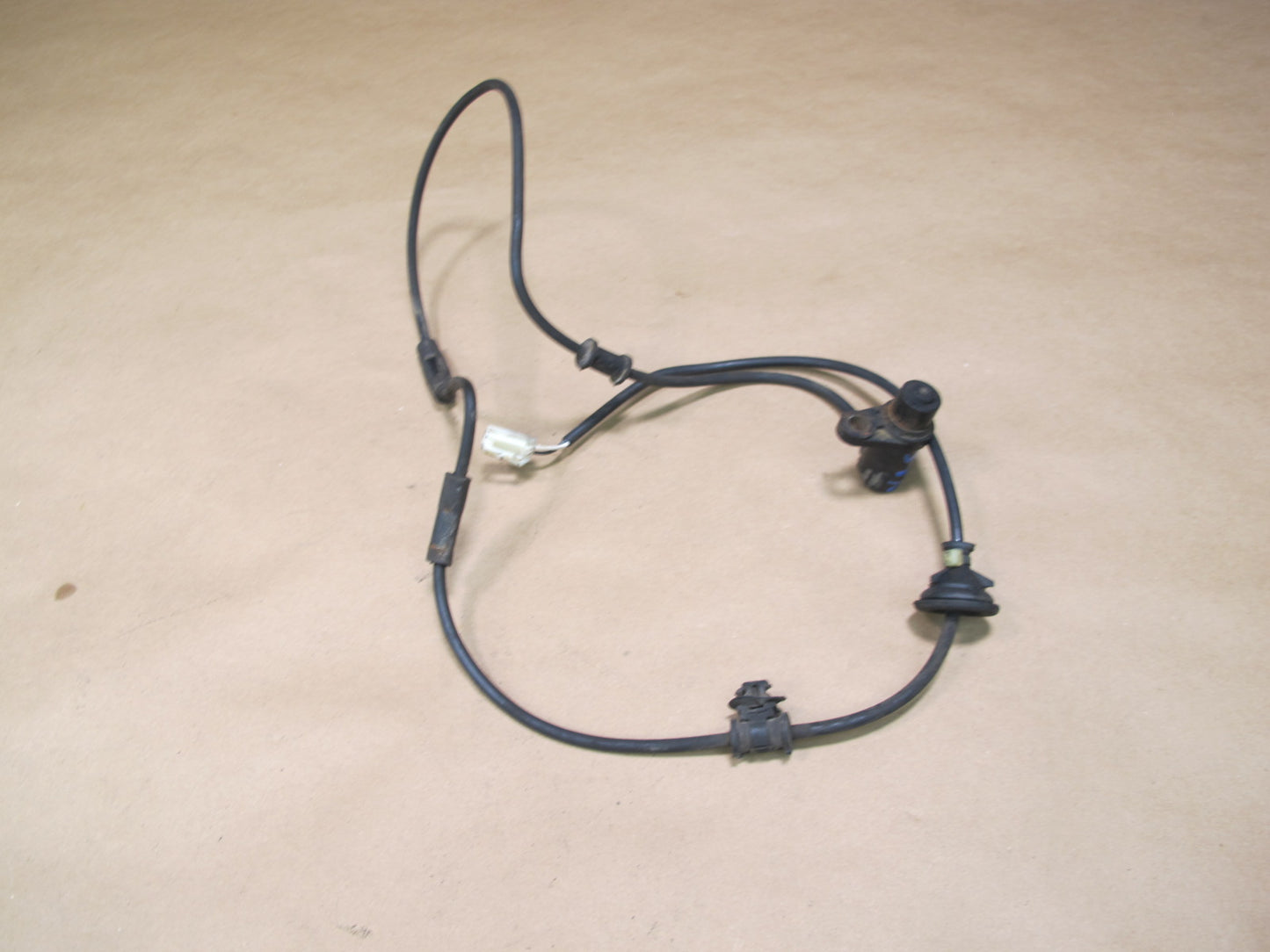 95-00 Lexus UCF20 LS400 Rear Left ABS Speed Sensor OEM