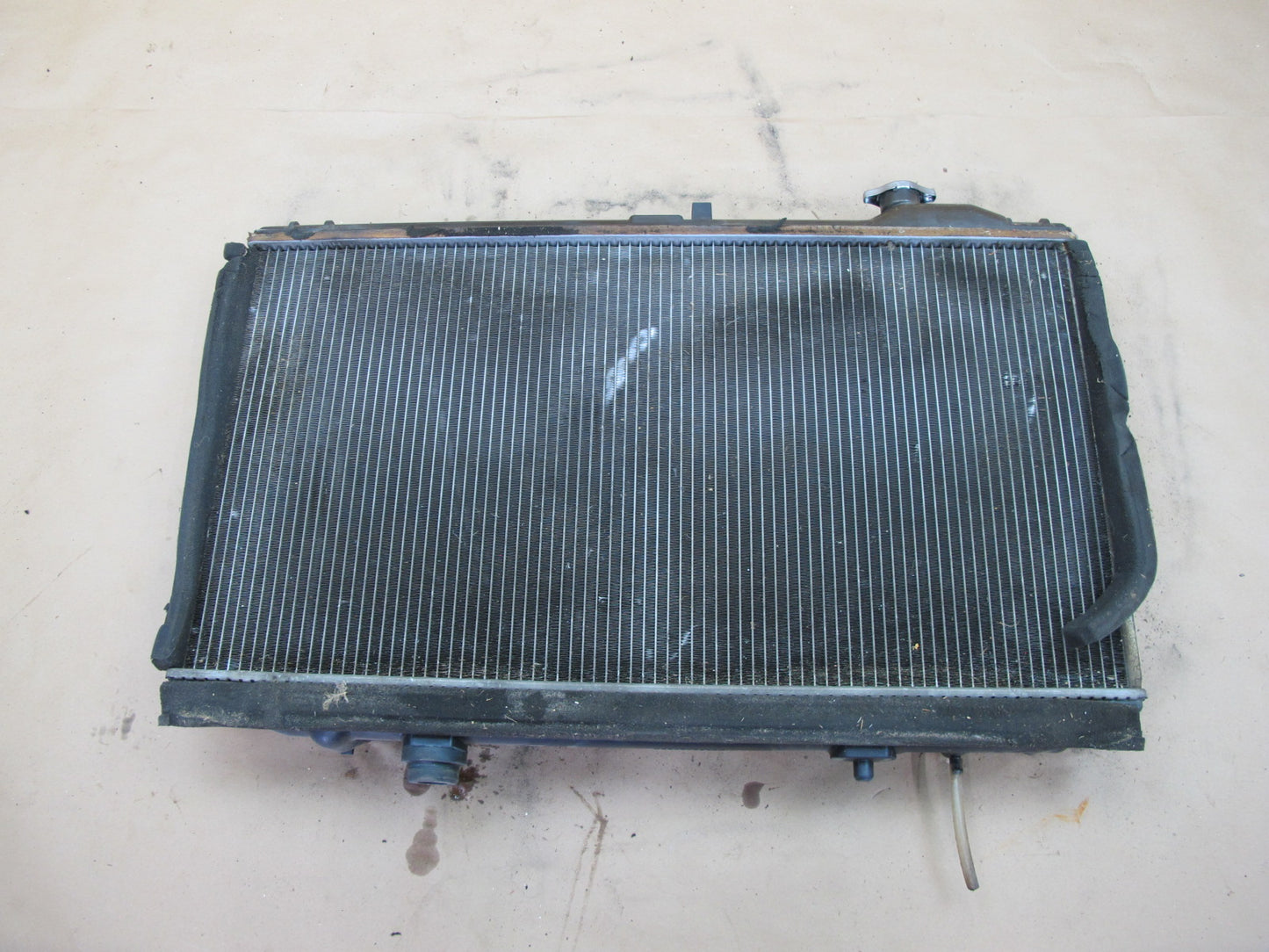 98-05 Lexus JZS160 GS400 GS300 Engine Cooling Radiator OEM