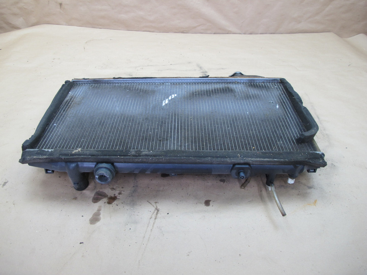 98-05 Lexus JZS160 GS400 GS300 Engine Cooling Radiator OEM