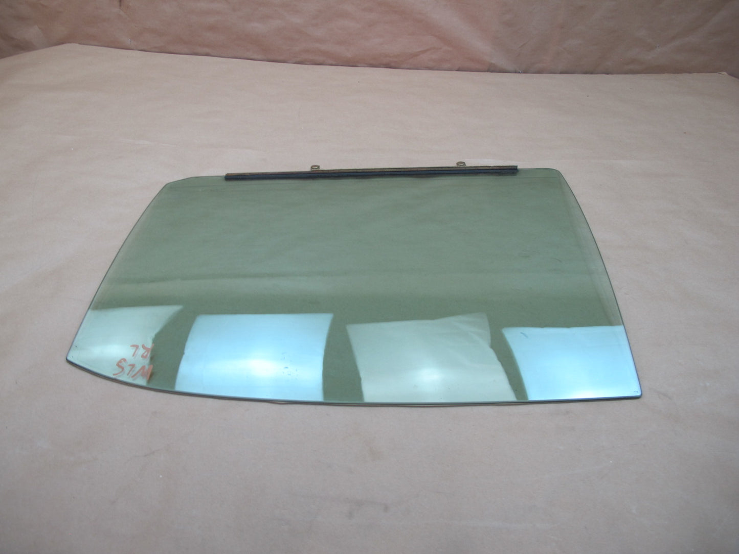 01-06 Lexus UCF30L LS430 Rear Left Door Glass Window OEM