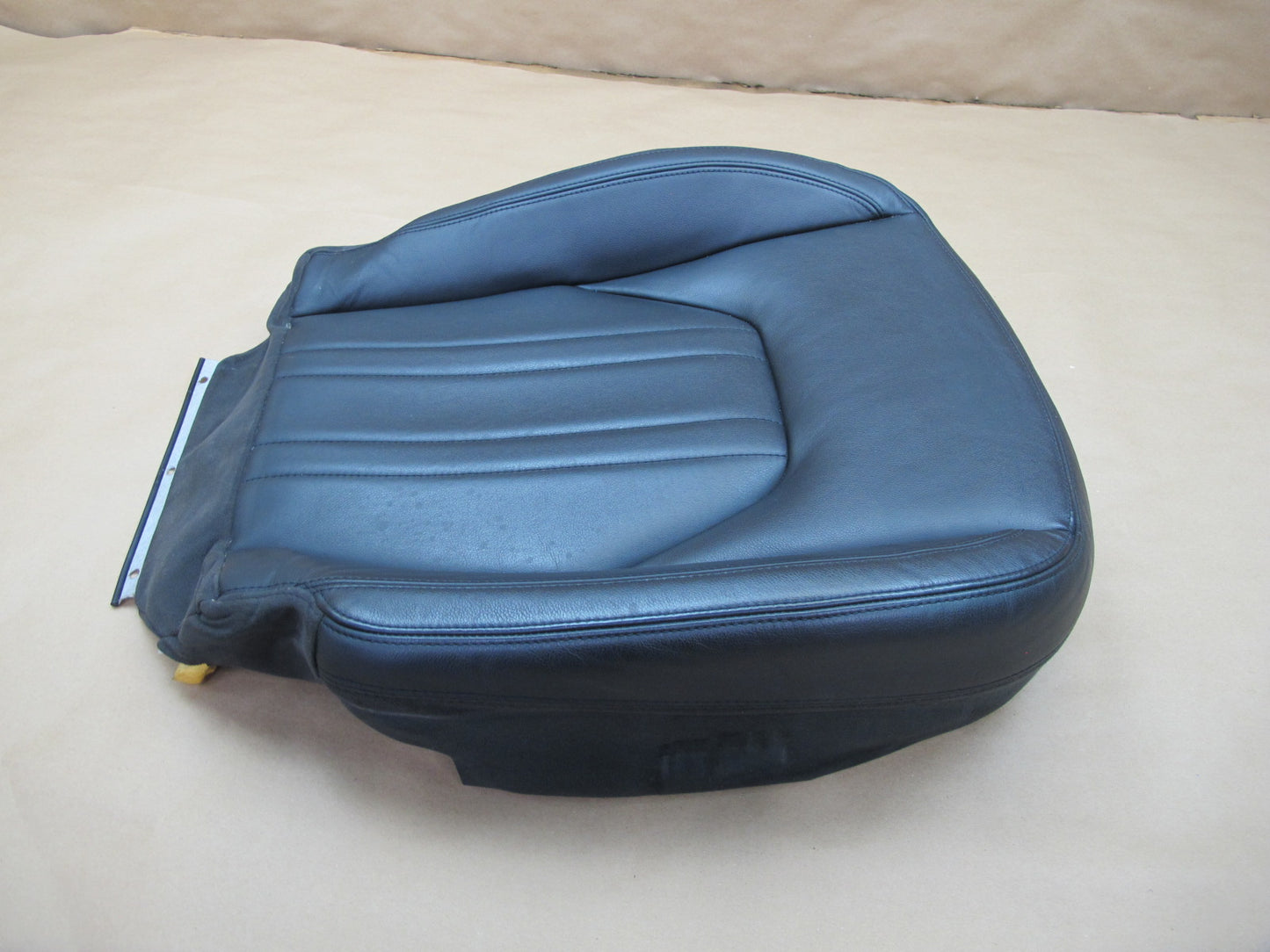 14-17 Maserati Ghibli M157 Front Right Leather Seat Lower Cushion OEM