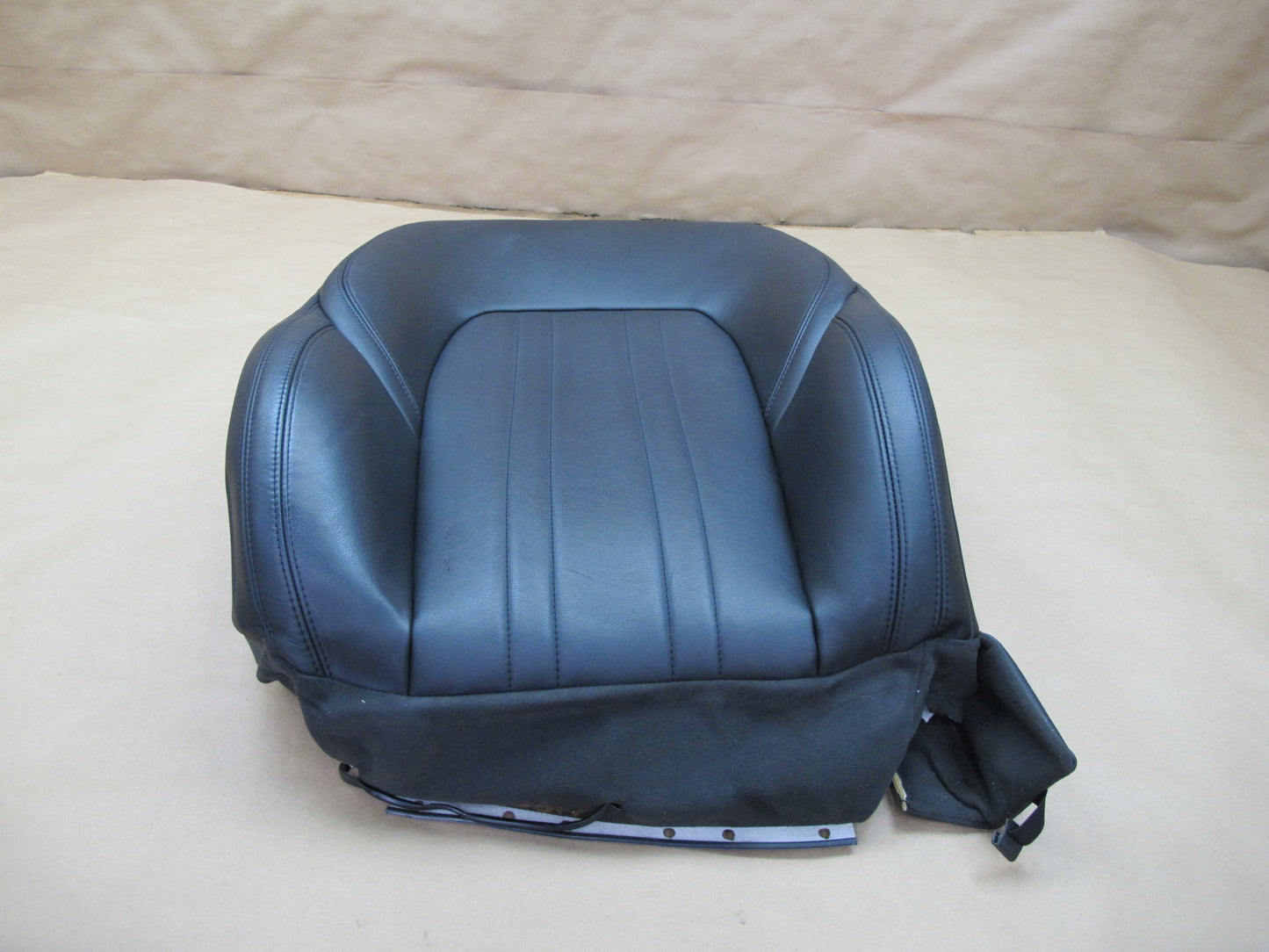 14-17 Maserati Ghibli M157 Front Right Seat Upper Leather Cushion OEM