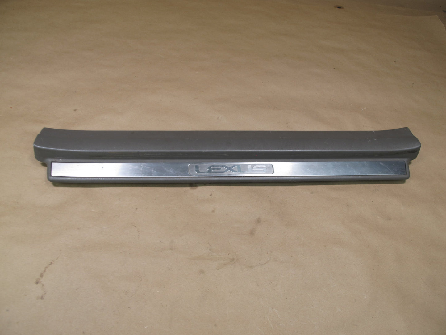 01-06 Lexus UCF30L LS430 Set of 2 Front Door Scuff Sill Plate Trim Panel OEM