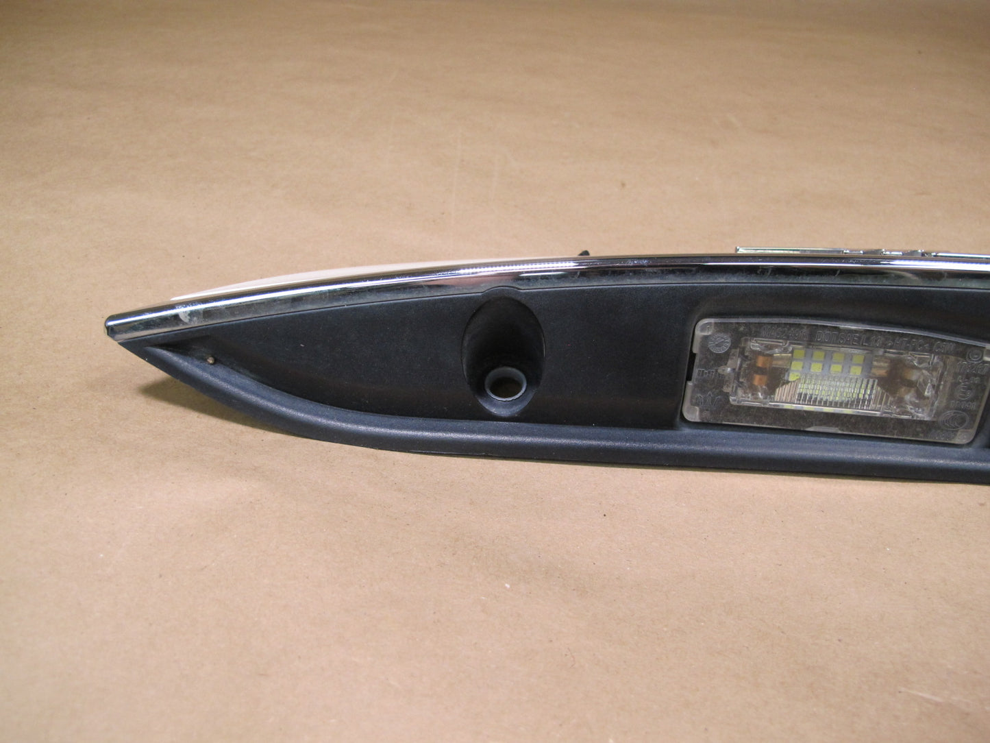 14-17 Maserati Ghibli M157 Trunk Lid Molding License Light Trim w Camera OEM