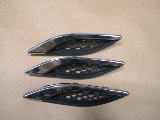 14-19 Maserati Ghibli M157 Set of 3 Front Fender Vent Grille Trim OEM