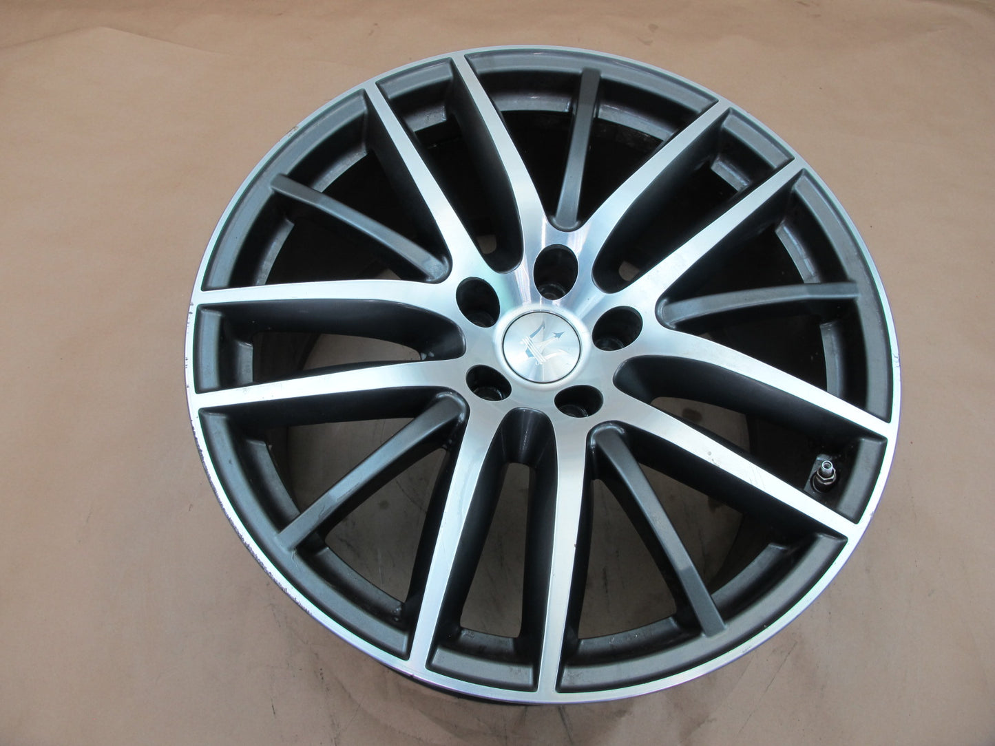 14-19 Maserati Ghibli M157 Factory R19" Rear Wheel Rim 19x10J ET40 w Tmps OEM