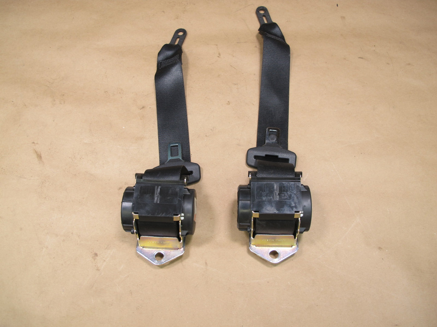 07-13 BMW E92 3-SERIES REAR RIGHT & LEFT SIDE SEATBELT RETRACTOR SET OEM