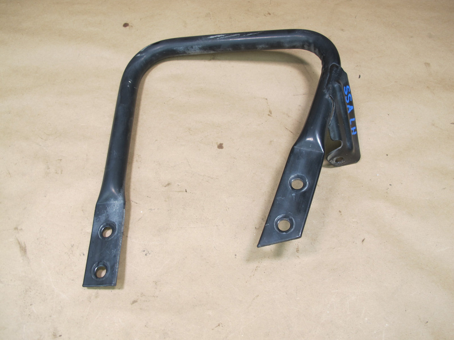 07-10 Saturn SKY Left Lower Front Support Bracket Frame Rail OEM