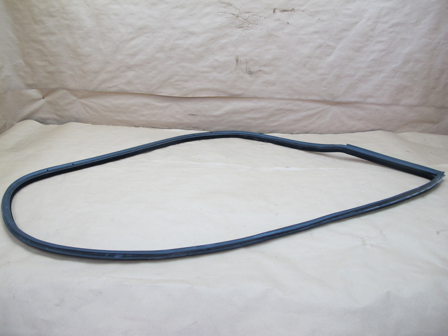 07-13 BMW E92 Coupe Set of 2 Left & Right Door Weatherstrip Gasket Seal OEM