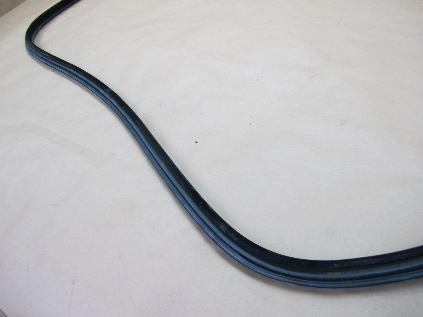 07-13 BMW E92 Coupe Set of 2 Left & Right Door Weatherstrip Gasket Seal OEM