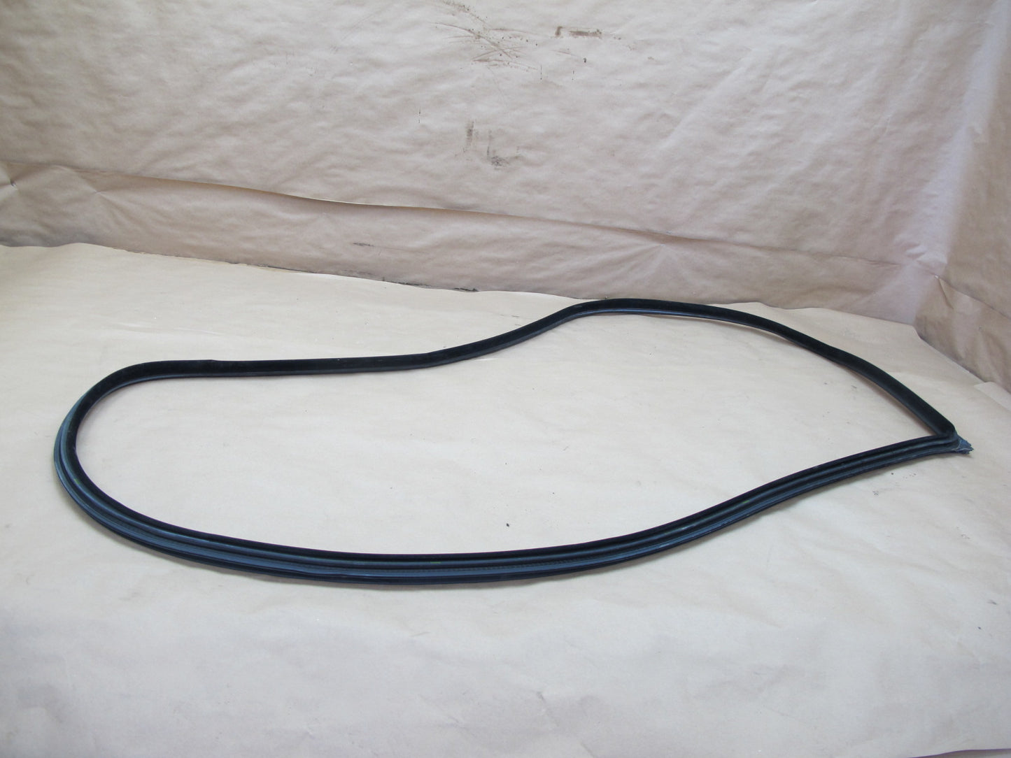 07-13 BMW E92 Coupe Set of 2 Left & Right Door Weatherstrip Gasket Seal OEM