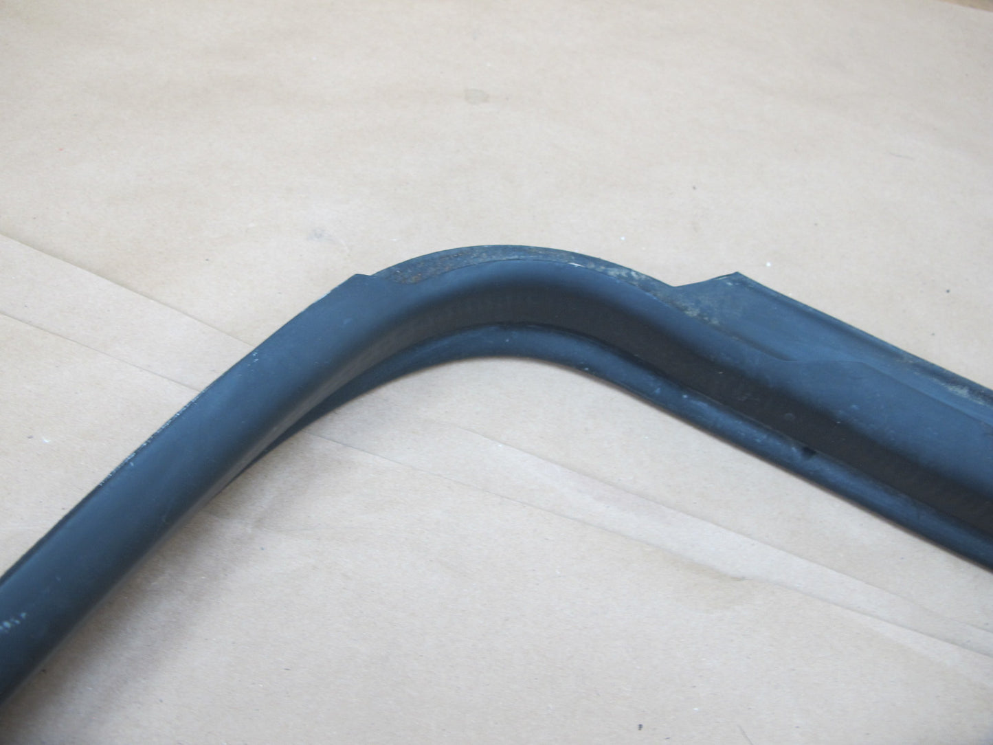 07-13 Mercedes W221 S Rear Trunk Weatherstrip Rubber Seal OEM