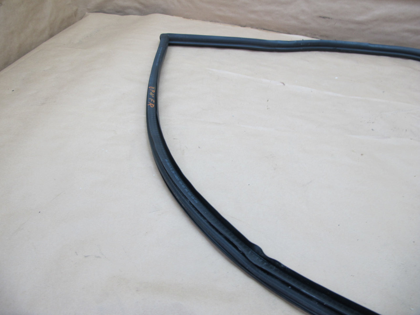 1999-2005 Porsche 911 Carrera 996 Left & Right Side Door Weather Strip Seal Set