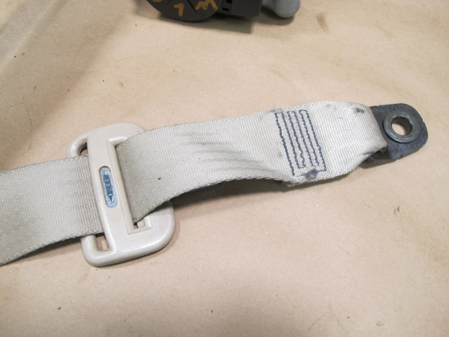 01-06 LEXUS LS430 FRONT RIGHT & LEFT SIDE SEATBELT RETRACTOR SET OEM