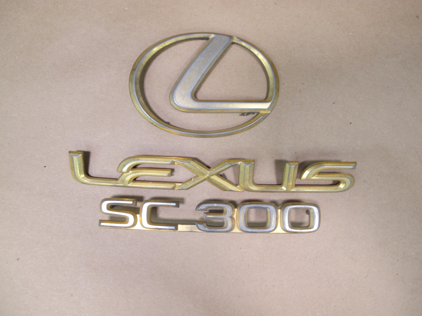 92-00 Lexus JZZ31 SC300 Rear Trunk Emblem Logo Badge Symbol Gold Set OEM