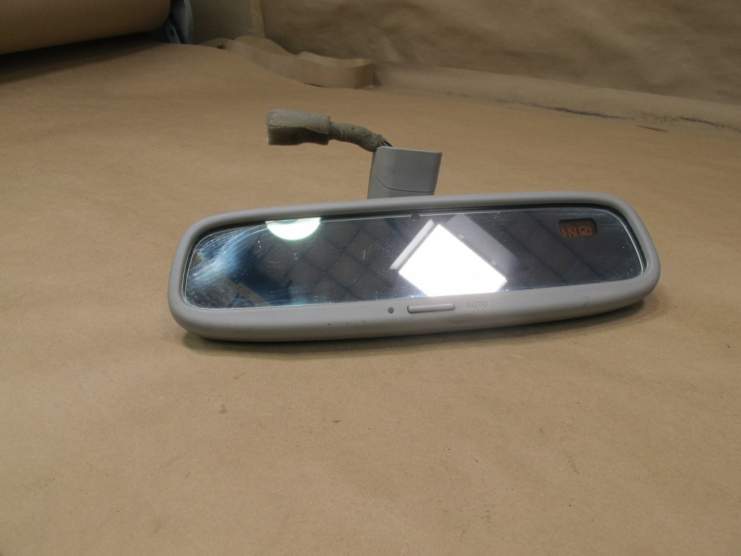 01-05 Lexus JCE10L IS300 Auto Dimm Interior Rear View Mirror w Compass OEM