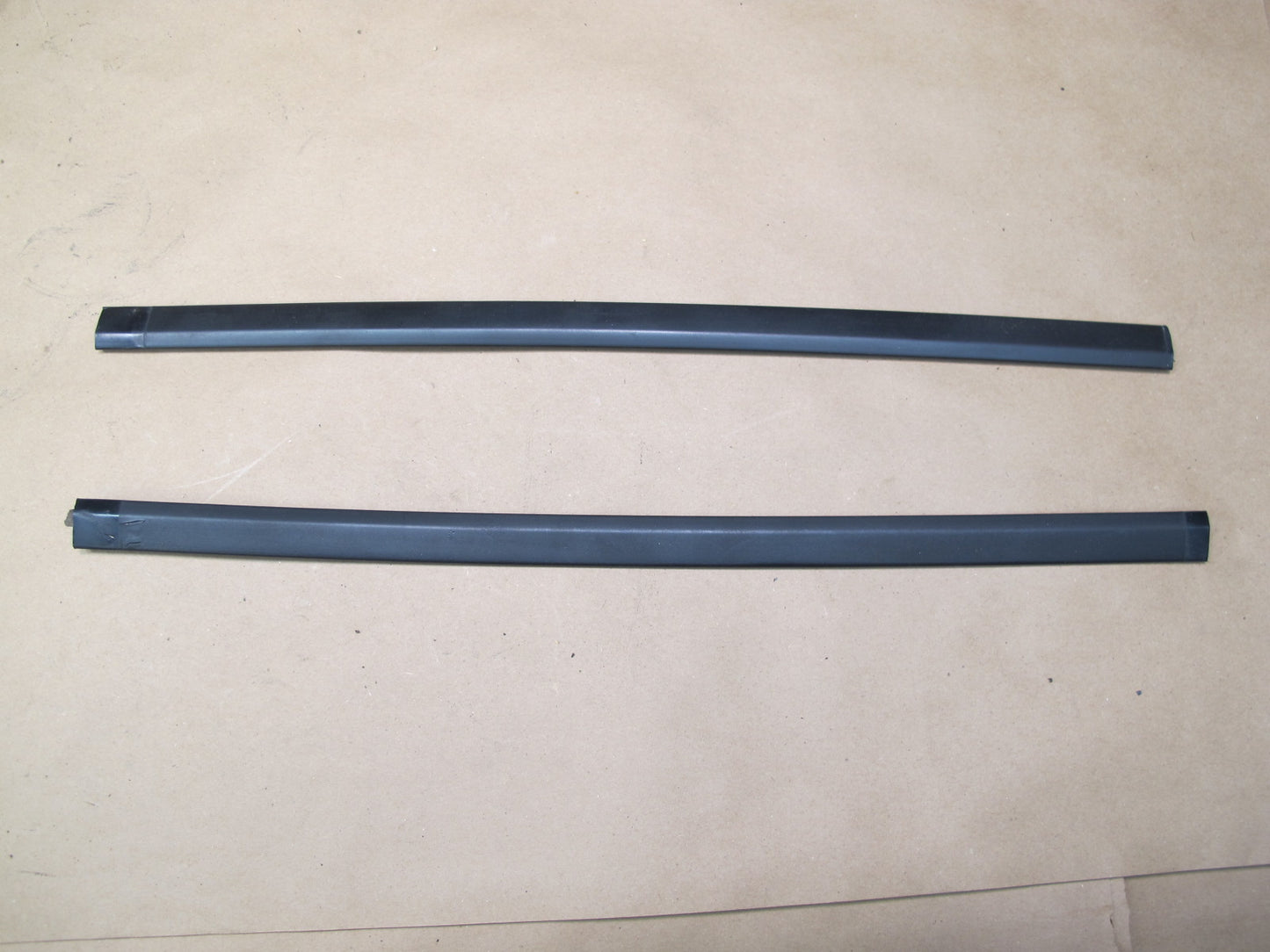 85-89 Toyota MR2 Hardtop Set of 12 Windshield Rear Quarter Molding Trim OEM