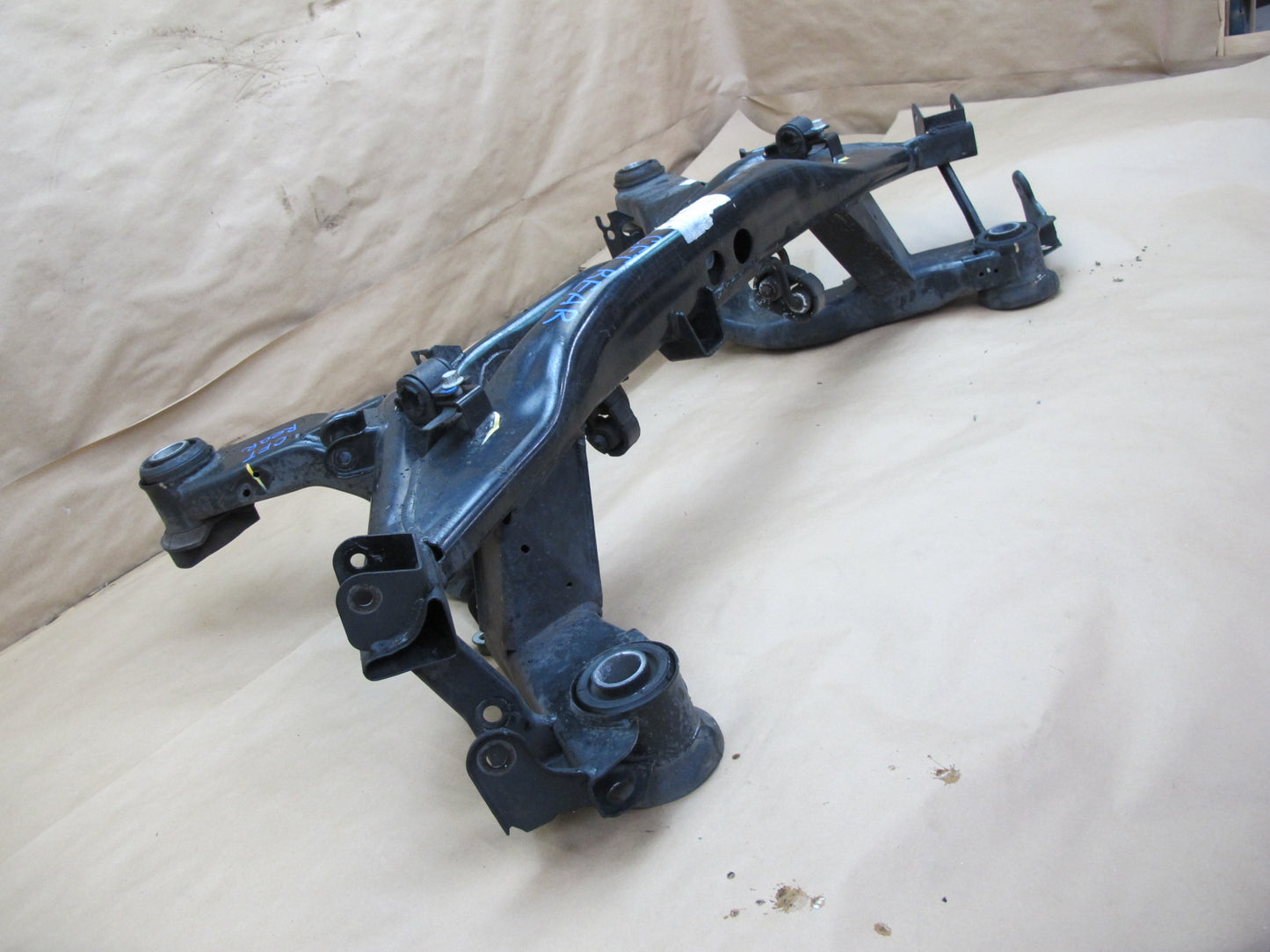 04-05 Ford Thunderbird Rear Suspension Subframe Crossmember Carrier OEM