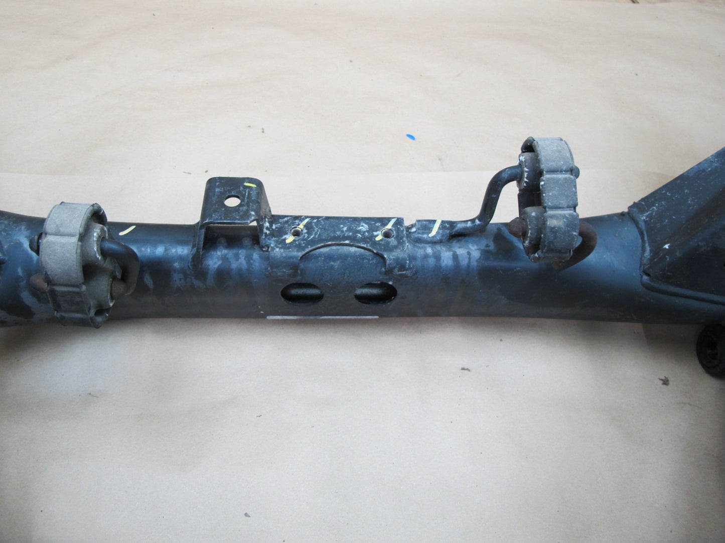 04-05 Ford Thunderbird Rear Suspension Subframe Crossmember Carrier OEM