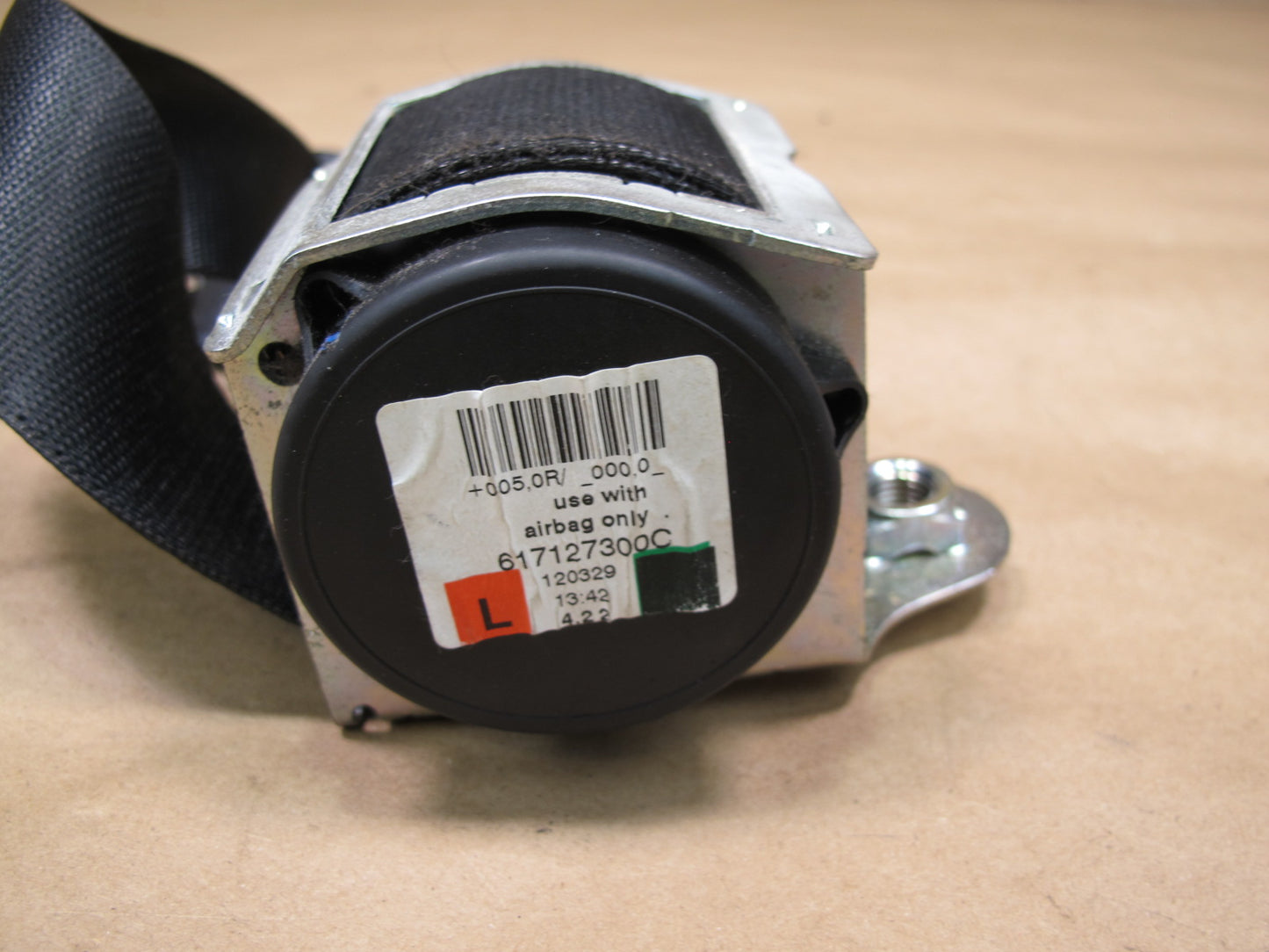 09-15 MINI COOPER S R57 FRONT RIGHT & LEFT SIDE SEATBELT RETRACTOR SET OEM