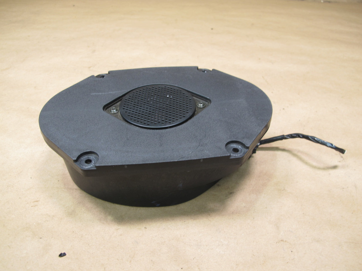 02-05 Ford Thunderbird Rear Left or Right Speaker 1W6F-18808-AA OEM