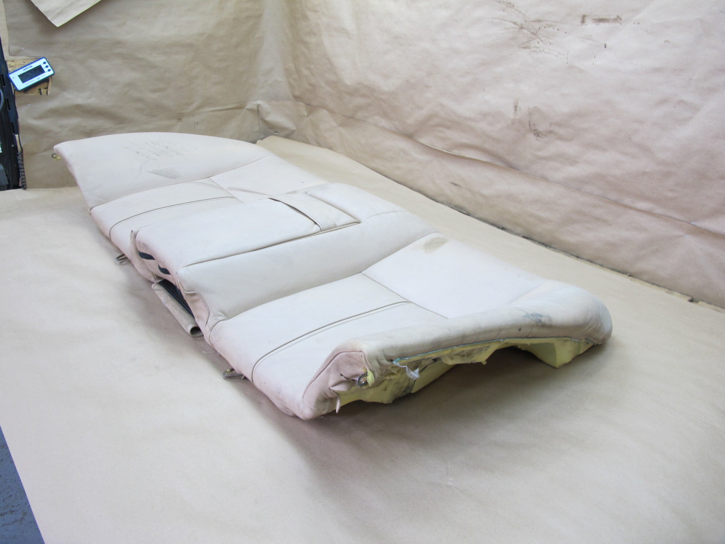 97-03 BMW E39 5-SERIES Sedan Rear Upper Seat Cushion Leather Beige OEM