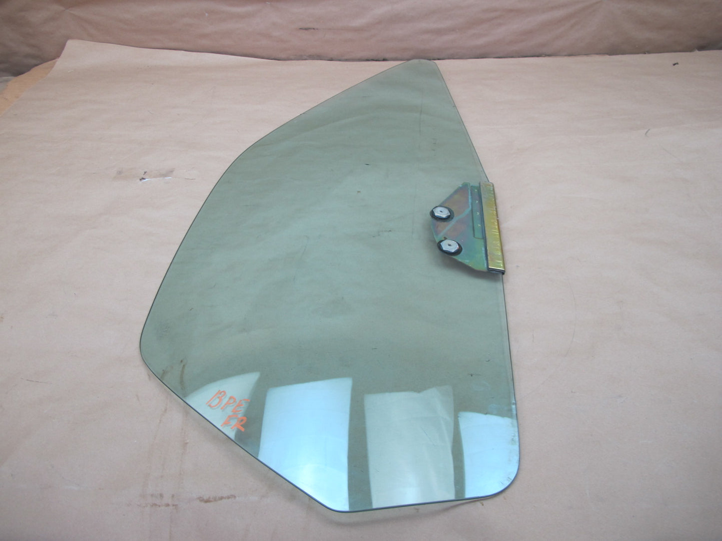 1984-1995 Porsche 928 S Front Right Passenger Side Door Window Glass