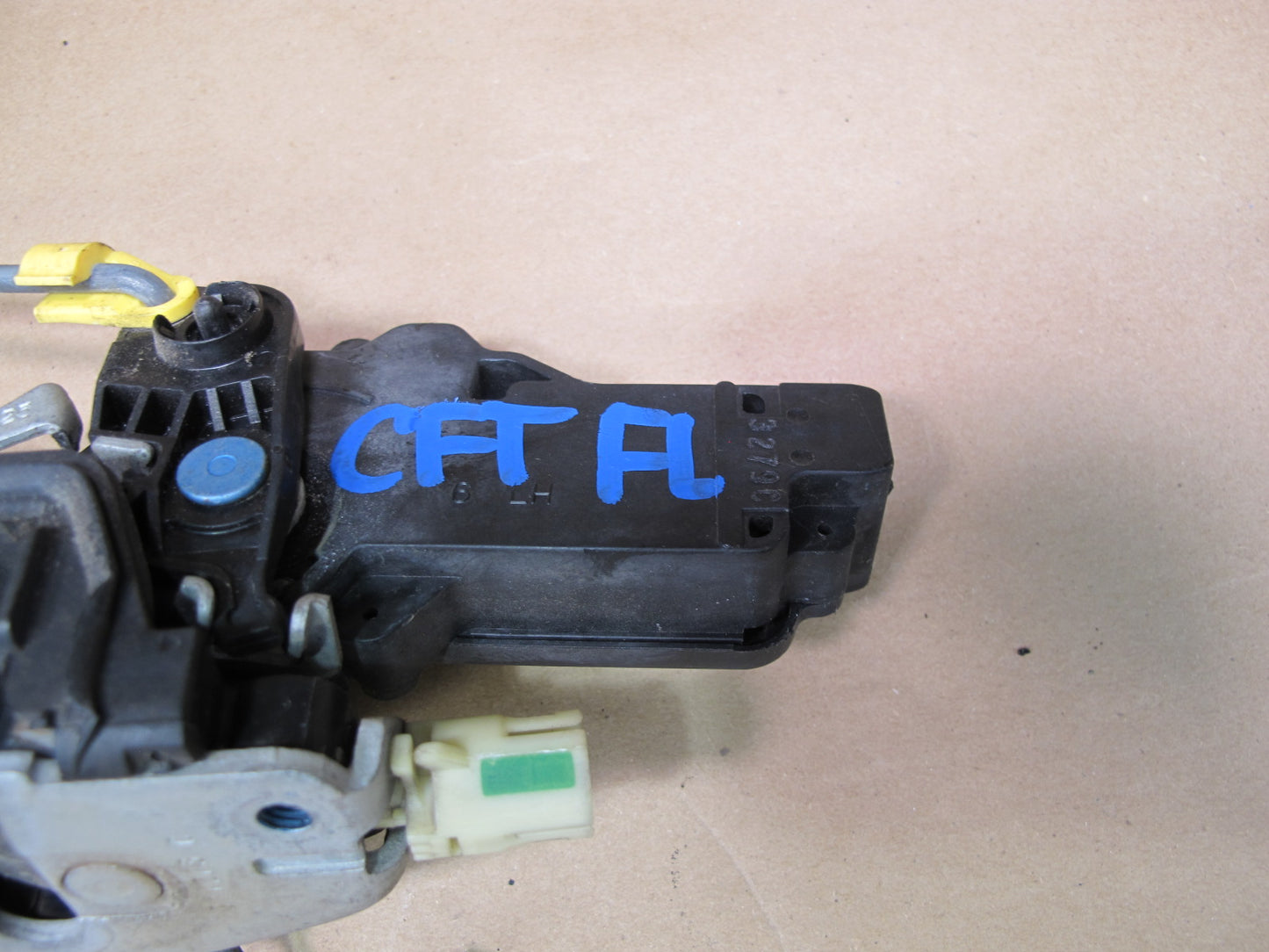 02-05 Ford Thunderbird Left Door Lock Latch Actuator OEM