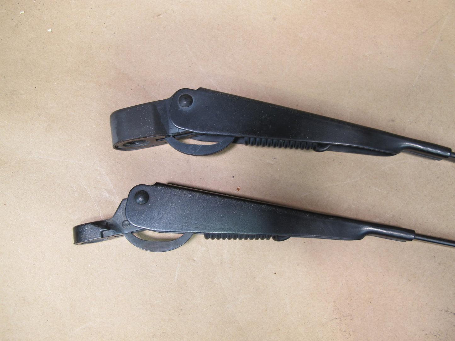 1984-1995 Porsche 928 S Front Left & Right Windshield Wiper Arm Set of 2